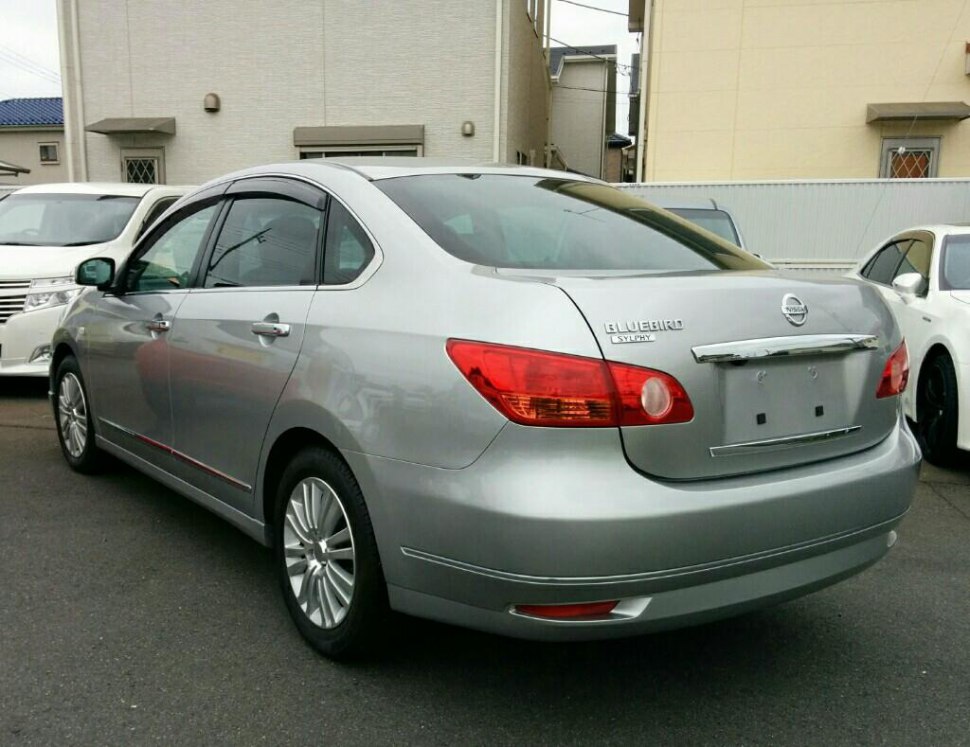 Nissan bluebird sylphy салон